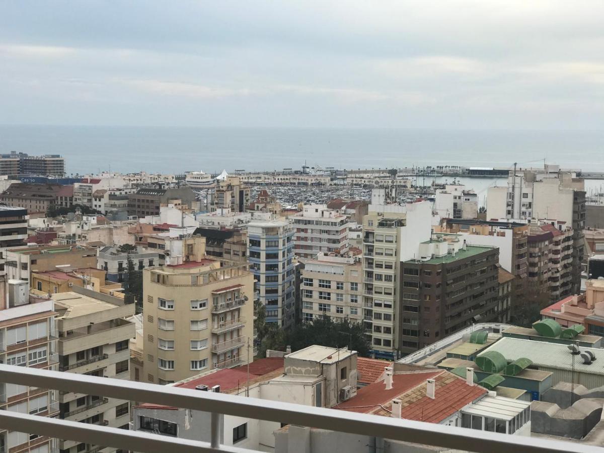 Apartamento With Jacuzzi & Sea View อาลิกันเต ภายนอก รูปภาพ